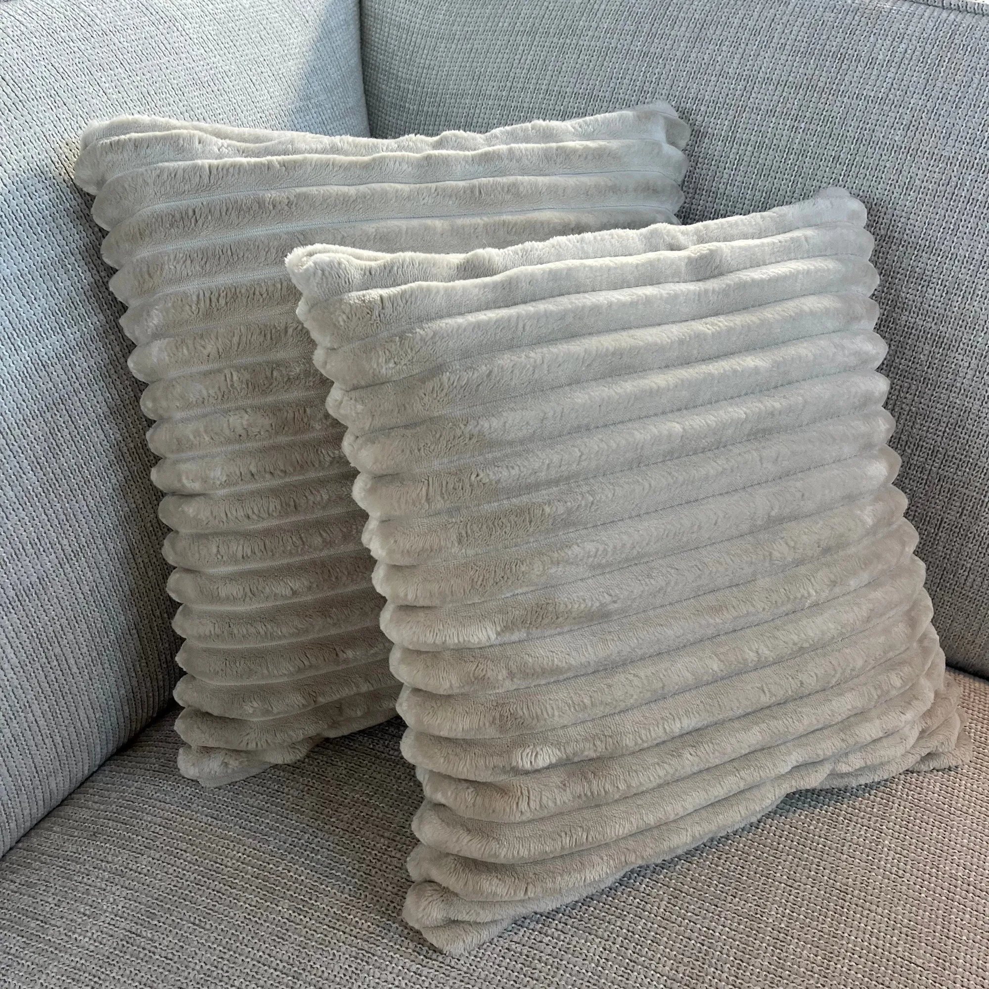 MySofa Teddy Kissen Anthrazit 45 cm