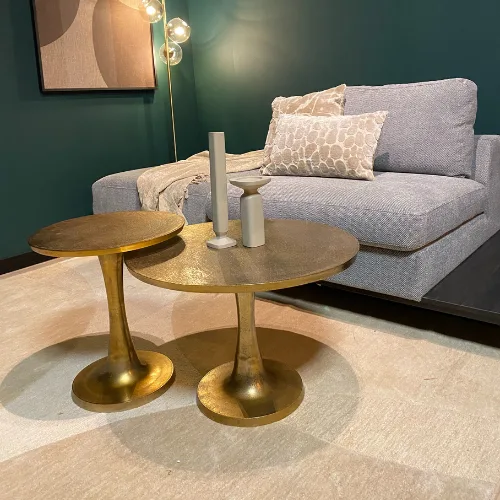 Runder Couchtisch Amara, goldenes Aluminium - Starfurn