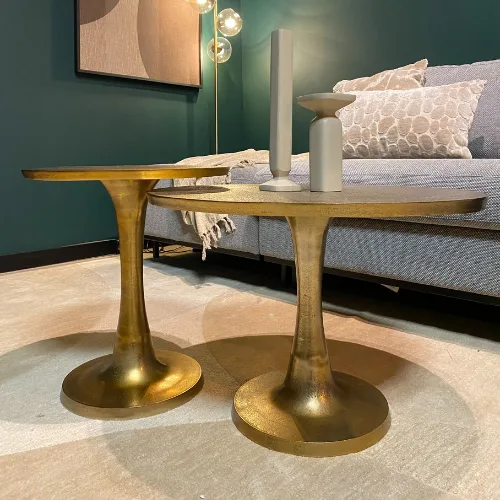 Runder Couchtisch Amara, goldenes Aluminium - Starfurn