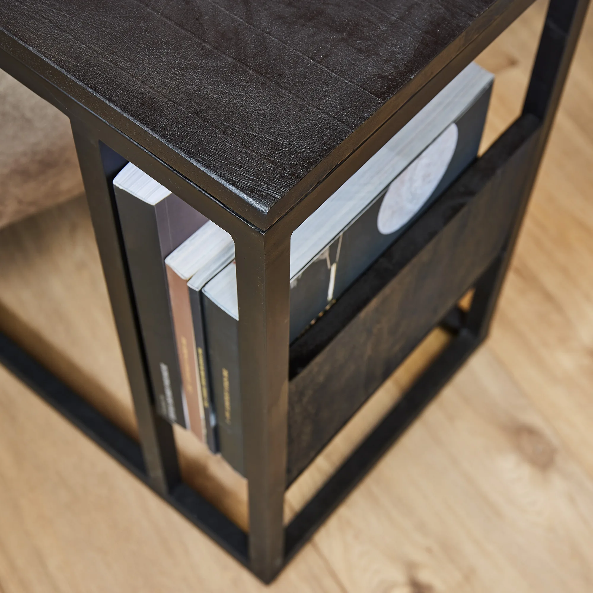 Slider schwarz Mangoholz mit Briefablage - Starfurn