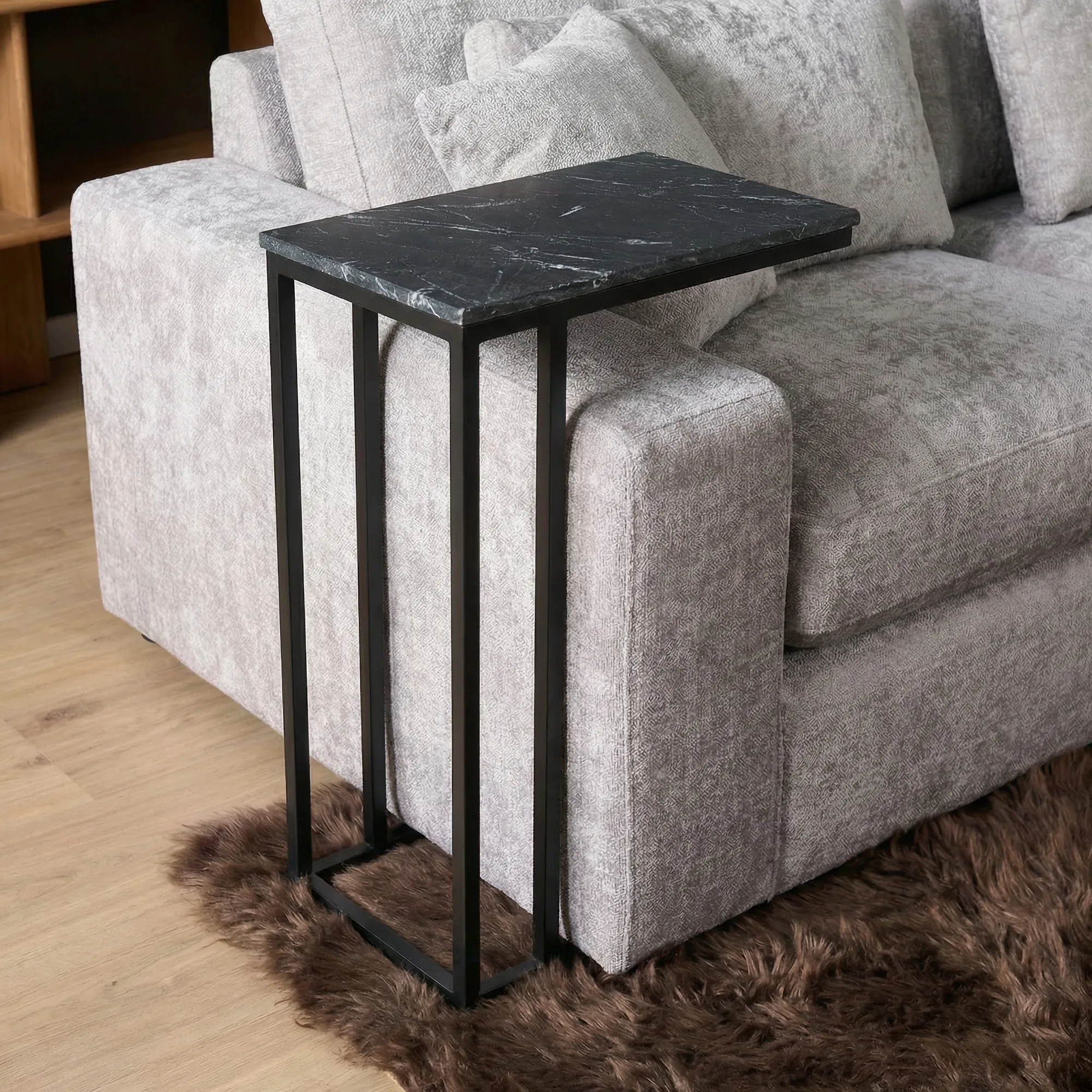 Bijzettafel Slider zwart marmer met metalen frame - Starfurn