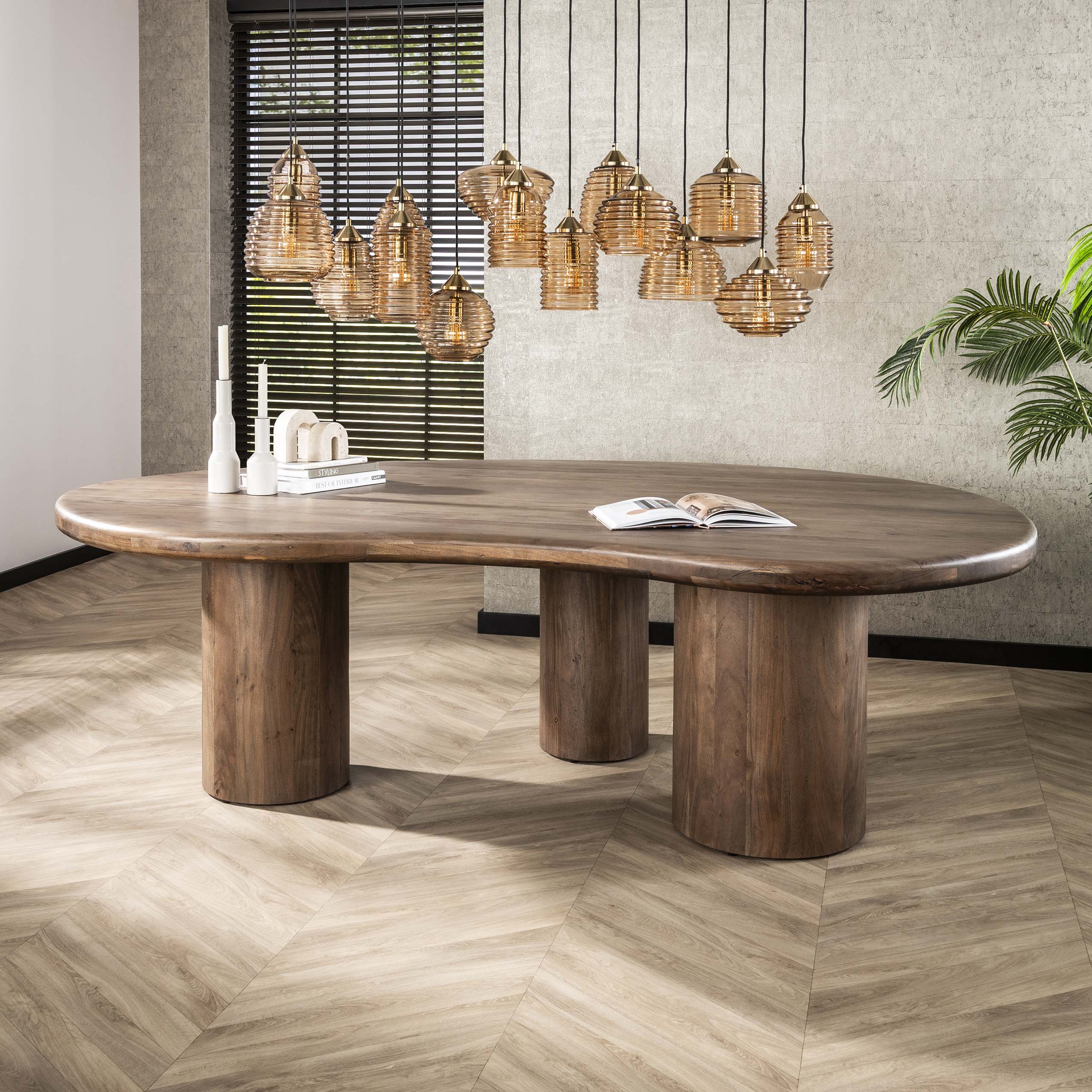 Eettafel Sculpture niervormig 244x165cm / Massief acacia bruin - Zijlstra