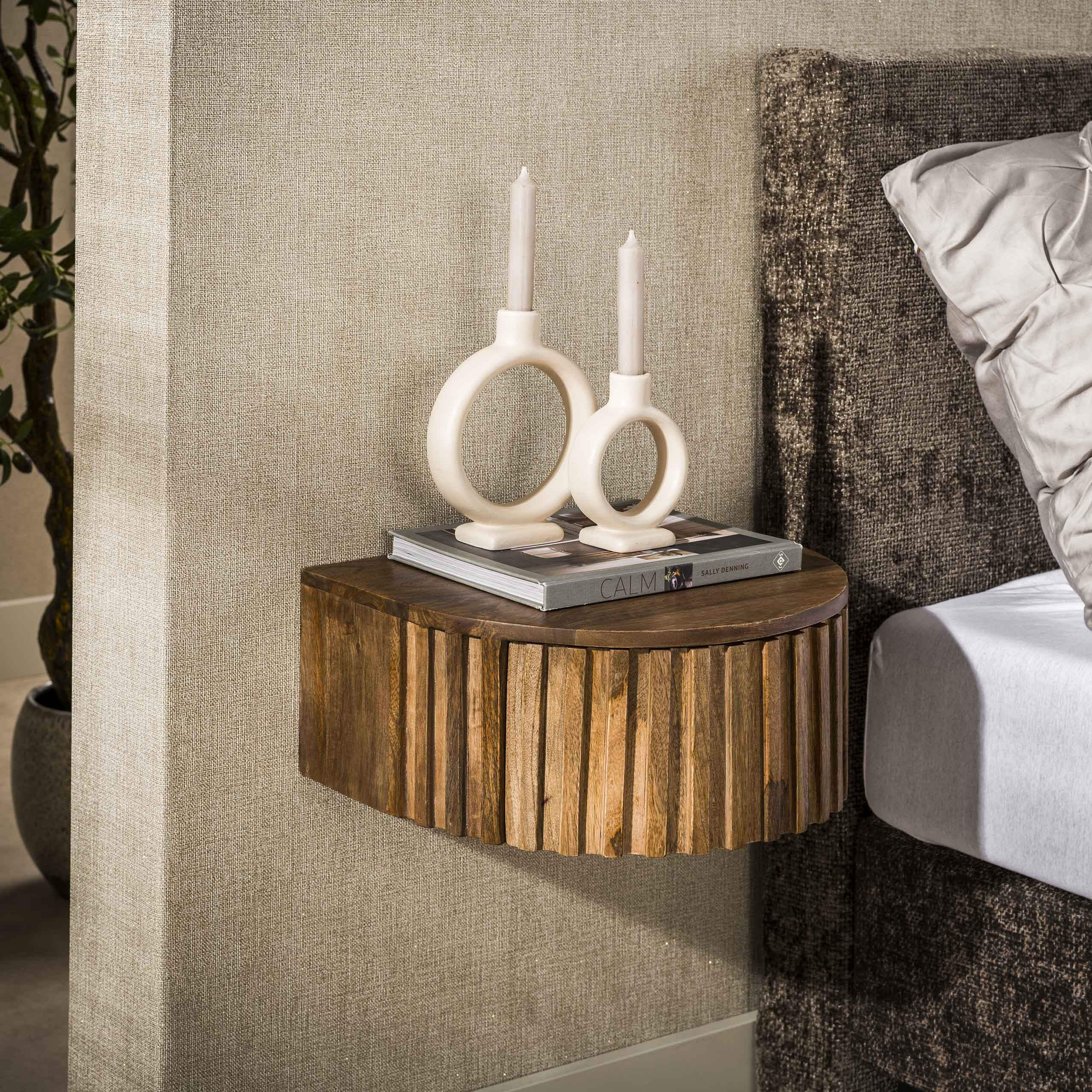 Schwebender Nachttisch Ridge mit 1 Schublade aus massivem Mangoholz Sand (Massiv Mango Sand) - Emmo Design
