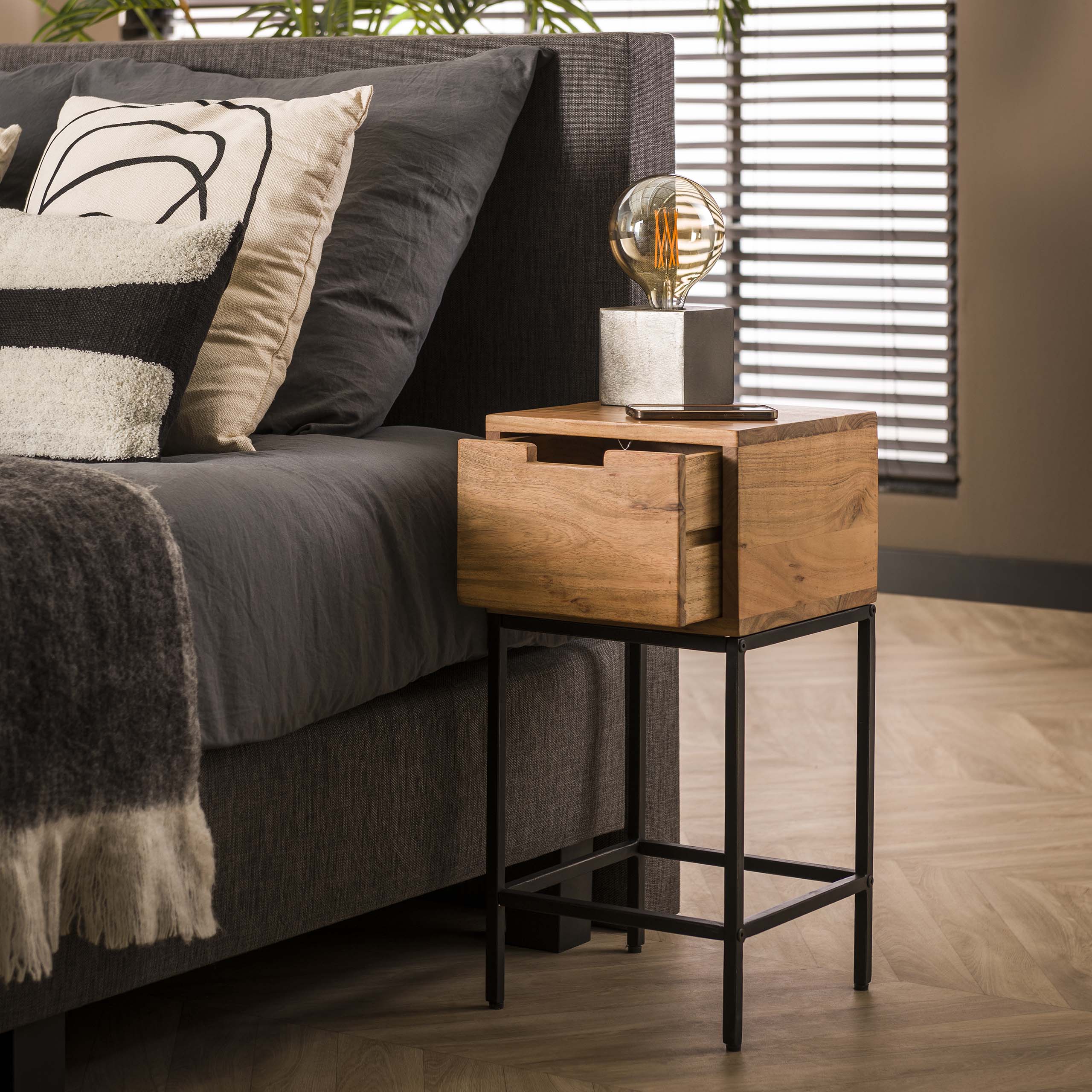 Nachtkastje Flat XS 1 lade / Massief acacia - Zijlstra