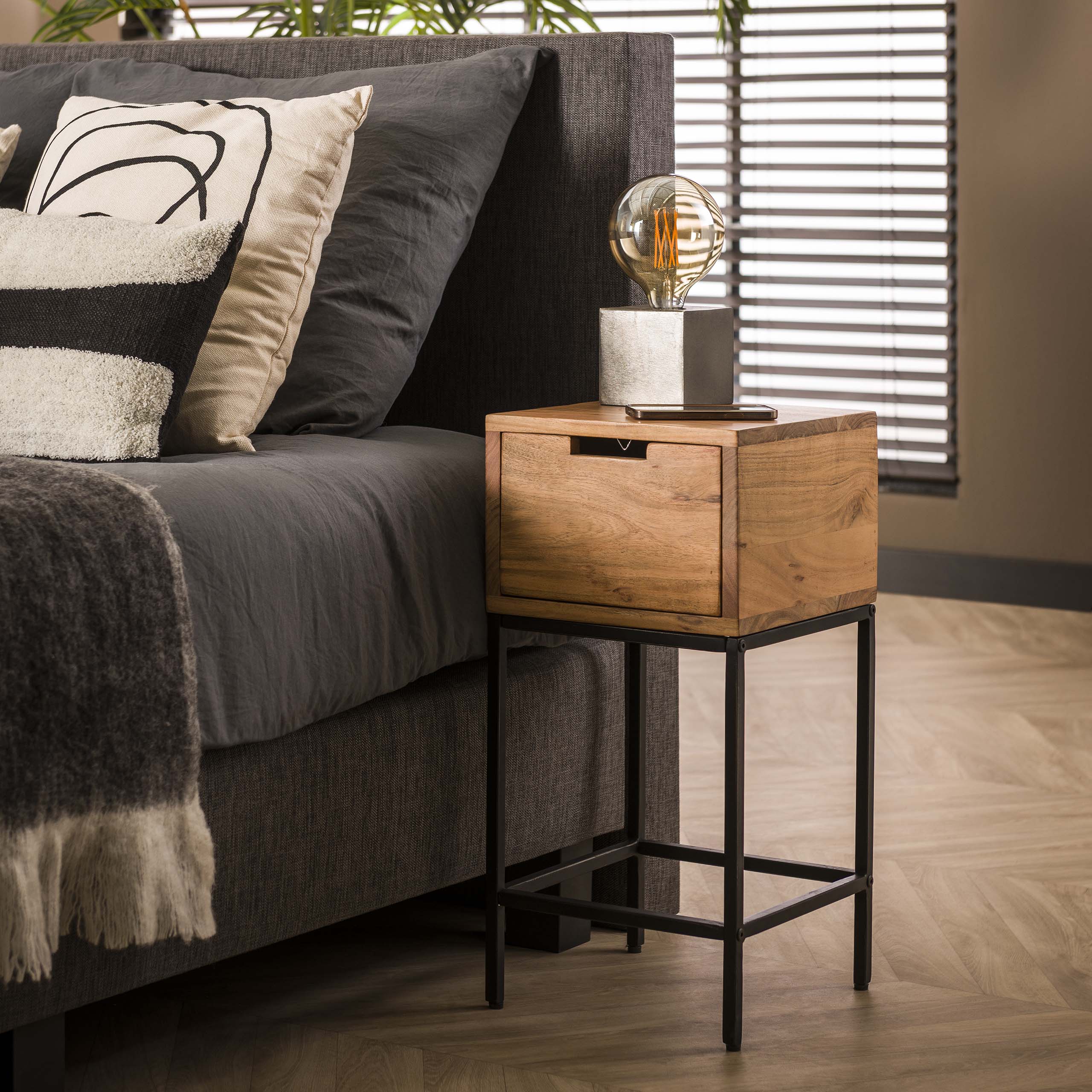 Nachtkastje Flat XS 1 lade / Massief acacia - Zijlstra