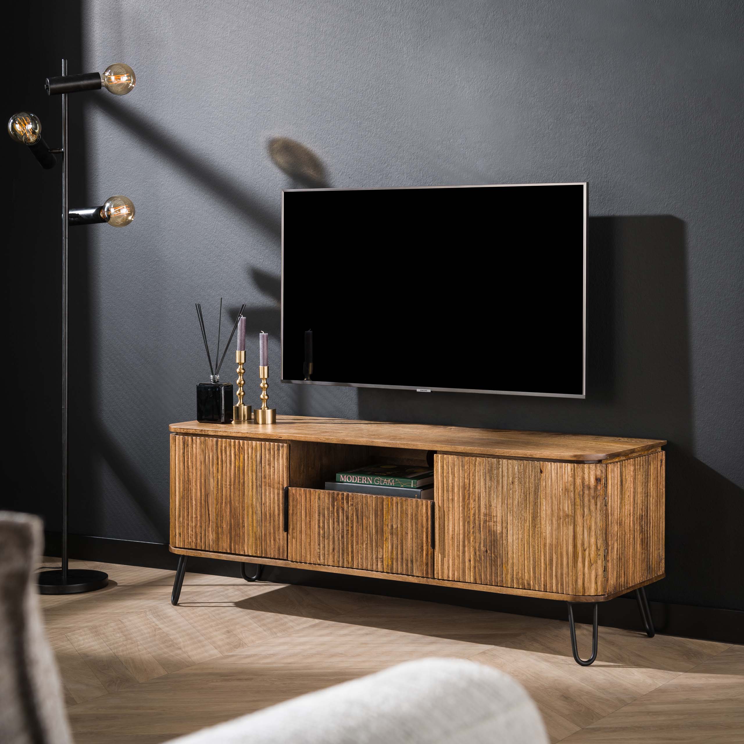 Wave TV Unit 1 drawer + 2 doors / Solid mango sand - Zijlstra