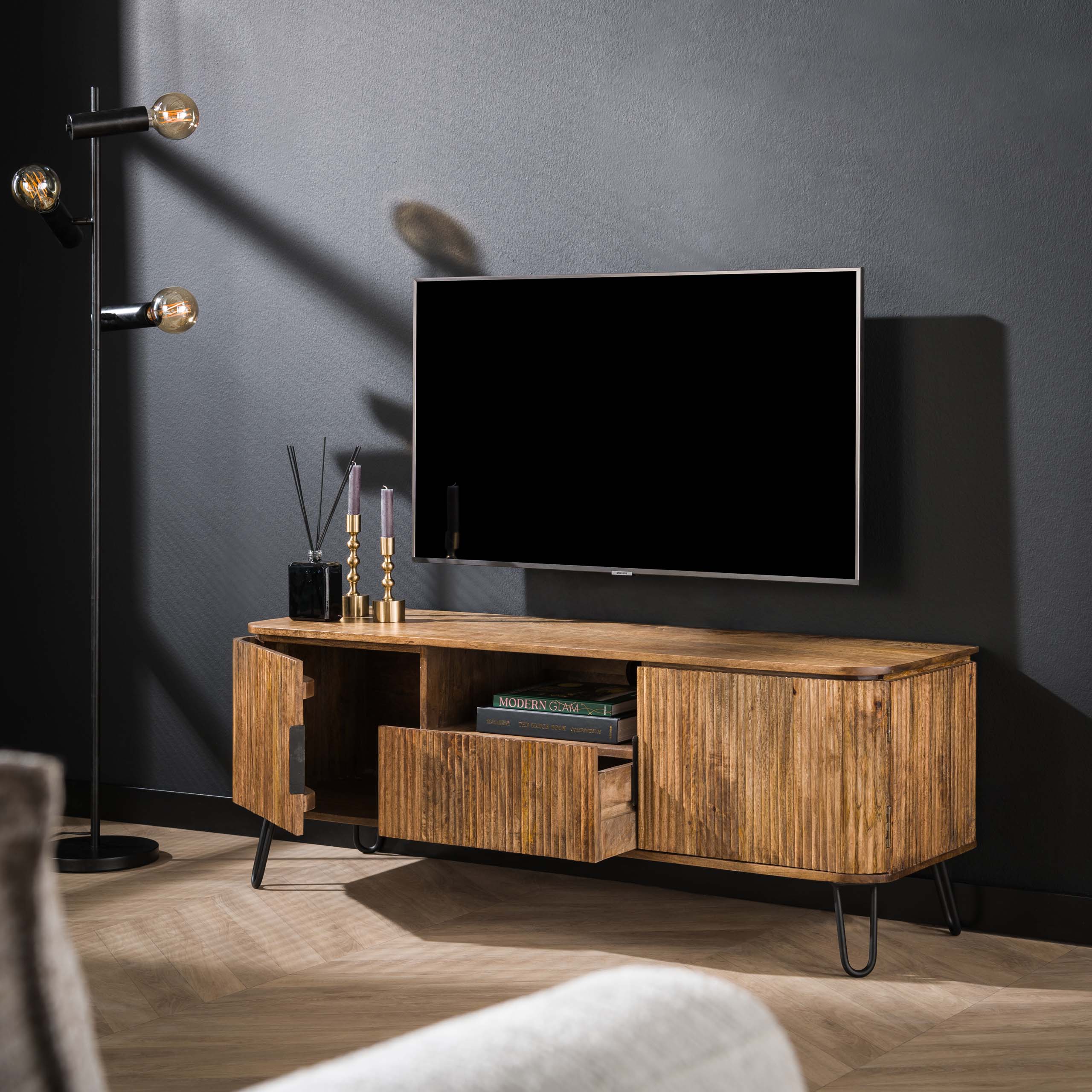 TV-meubel Wave 1 lade + 2 deuren / Massief mango zand - Zijlstra
