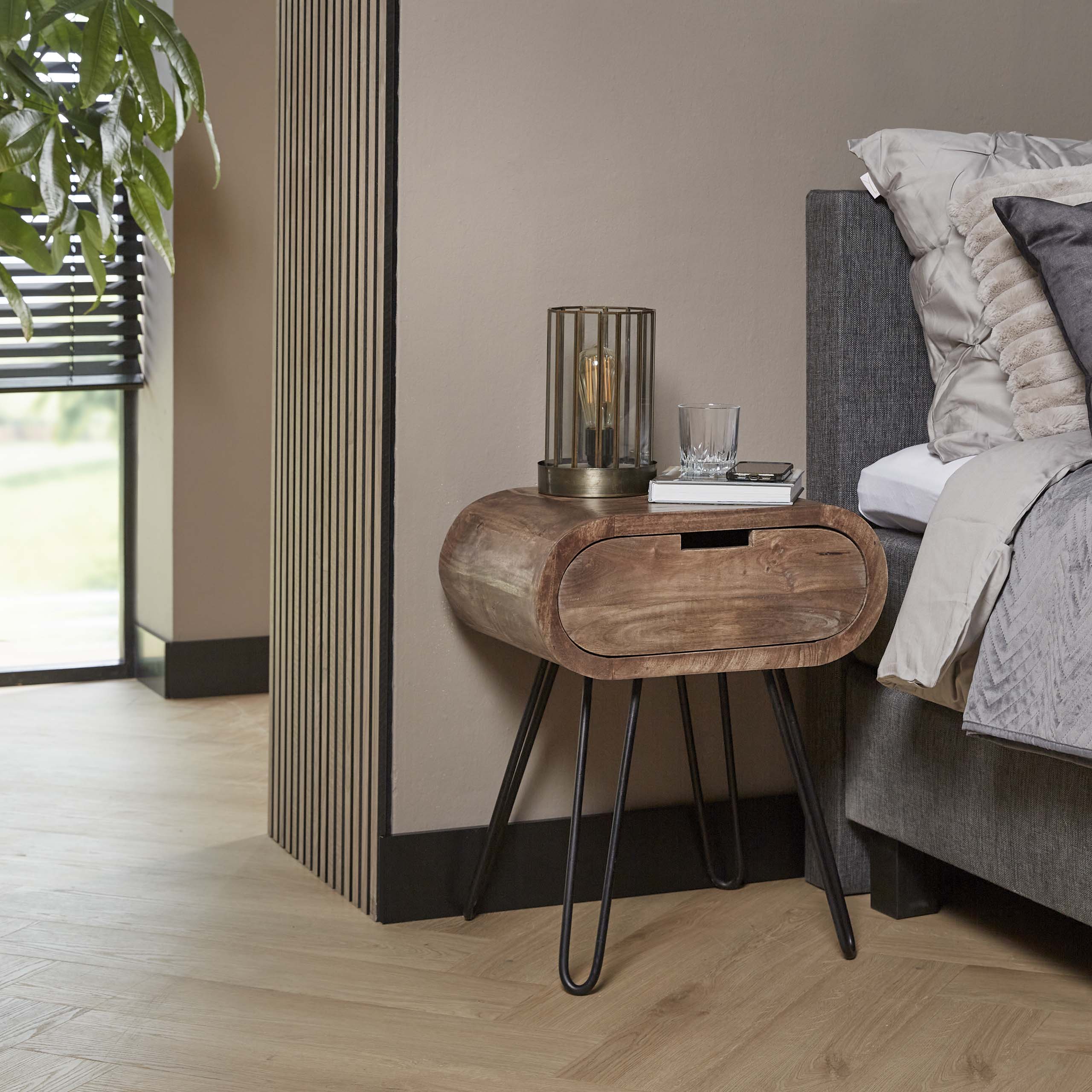Bedside Table Barrel 1 drawer / Solid mango sand - Zijlstra