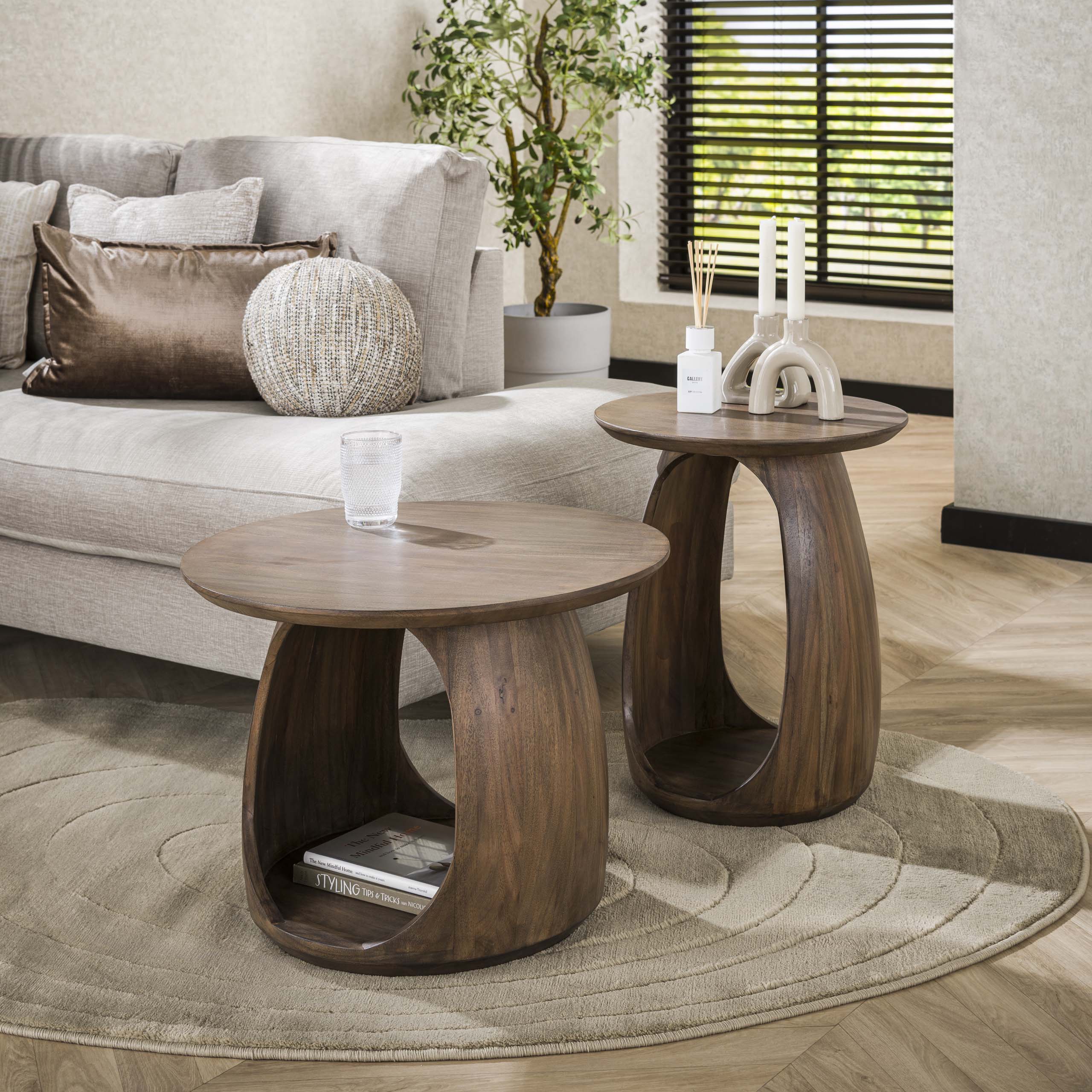 Beistelltisch Flow Solid S / Akazie massiv glaze brown - Zijlstra
