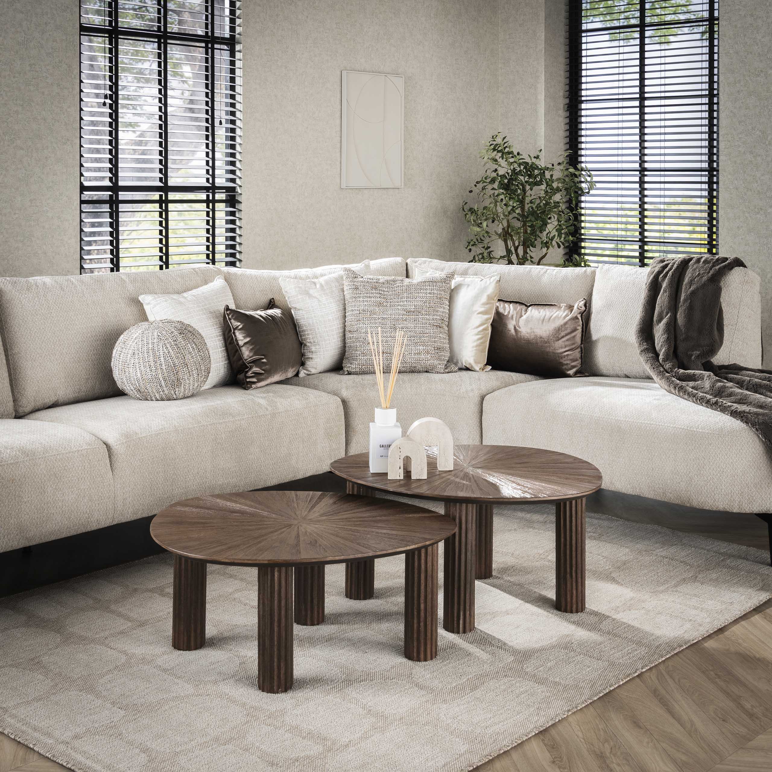 Couchtisch-Set Maya Teak dreieckig (2-teilig) aus massivem Teakholz Espresso (Massiv Teak espresso) - Emmo Design