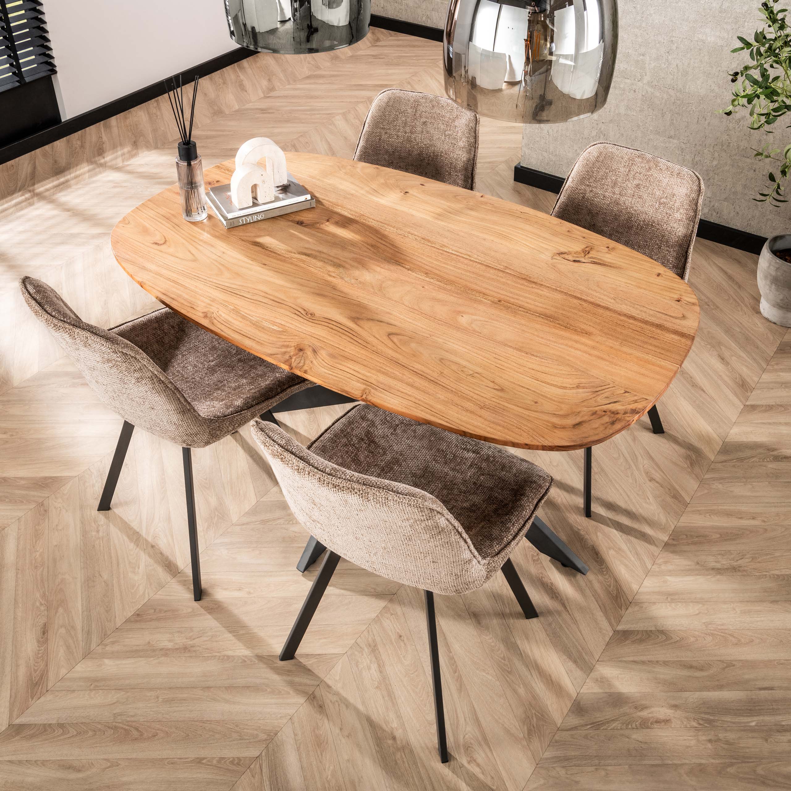 Eettafel Arhus Solid deens ovaal 150cm / Massief acacia - Zijlstra