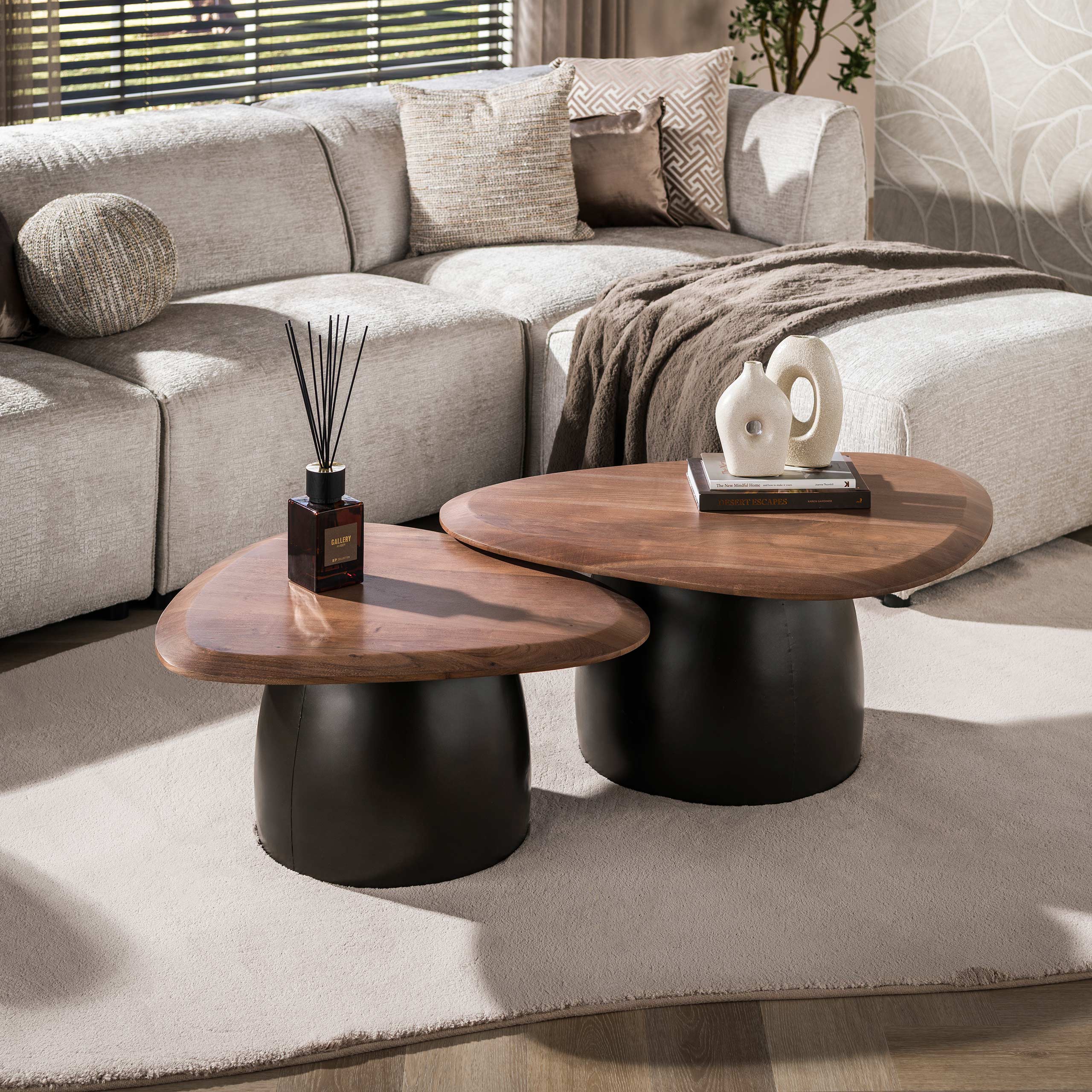 Couchtisch-Set Melta (2-teilig) aus massivem Akazienholz Braun (Massiv acacia Braun) - Emmo Design