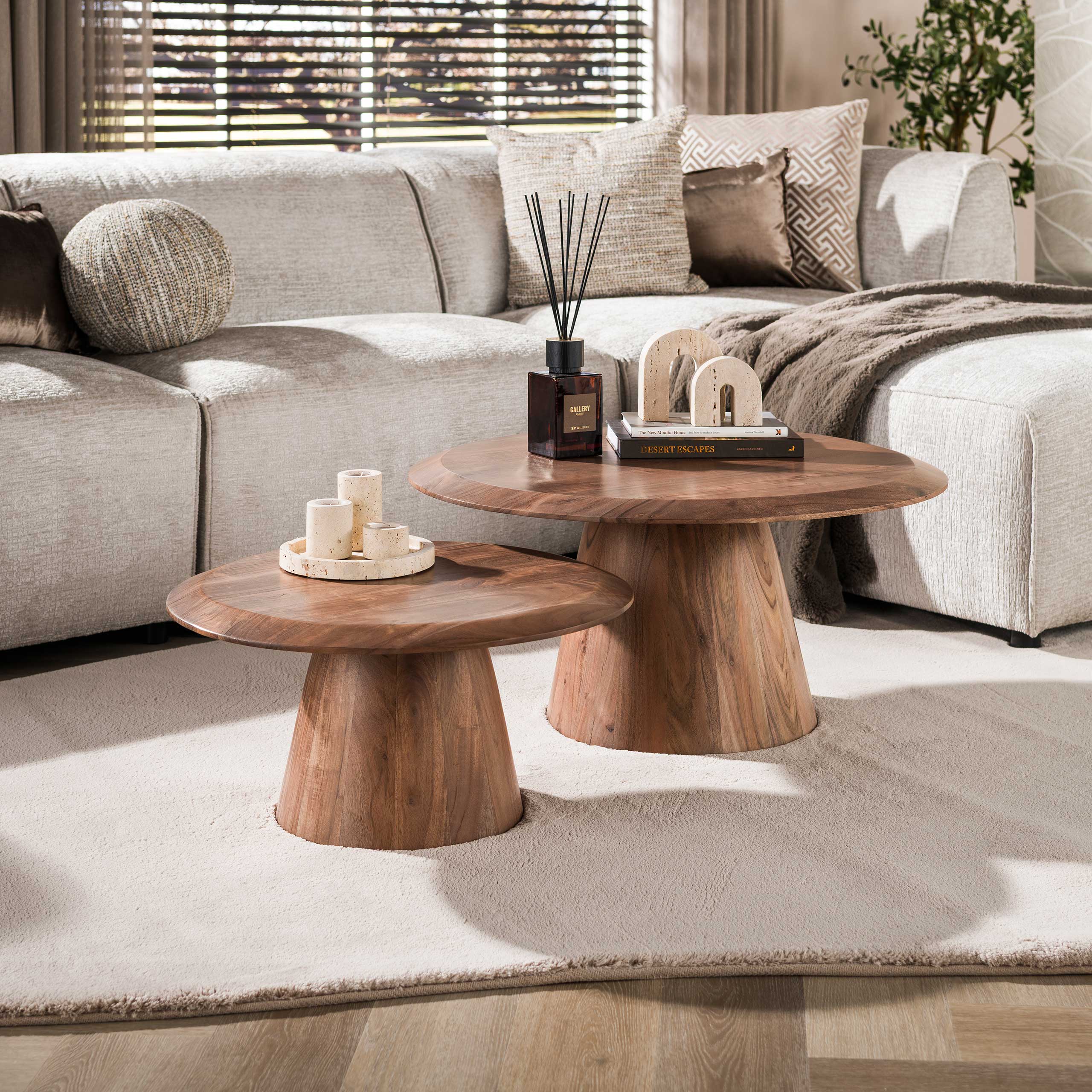 Couchtisch-Set Rona (2-teilig) aus massivem Akazienholz Braun (Massiv acacia Braun) - Emmo Design