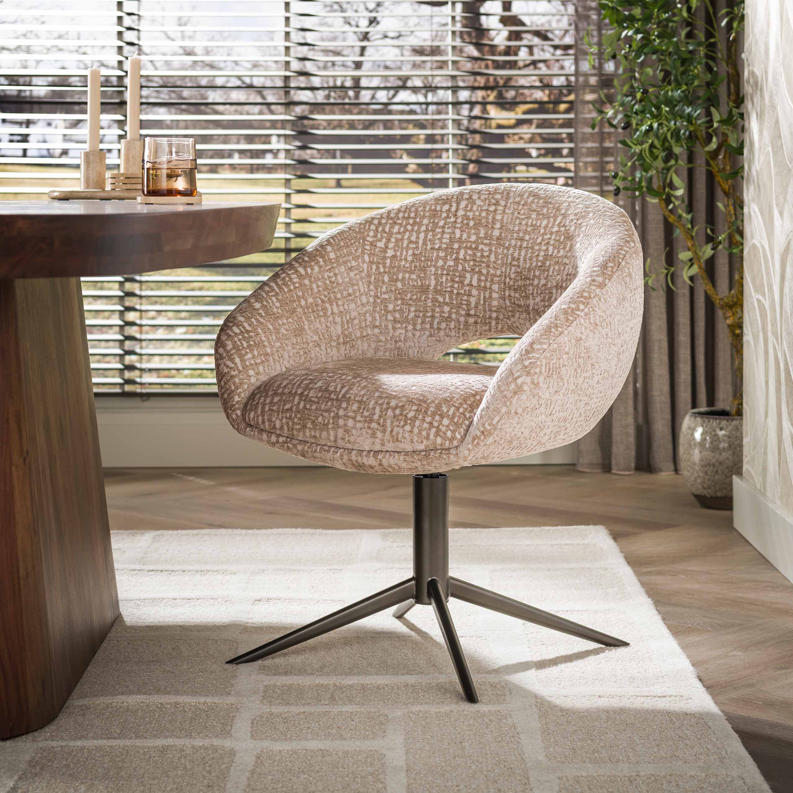 Armchair Cupa swivel, set of 2 / Monti sand-brown - Zijlstra
