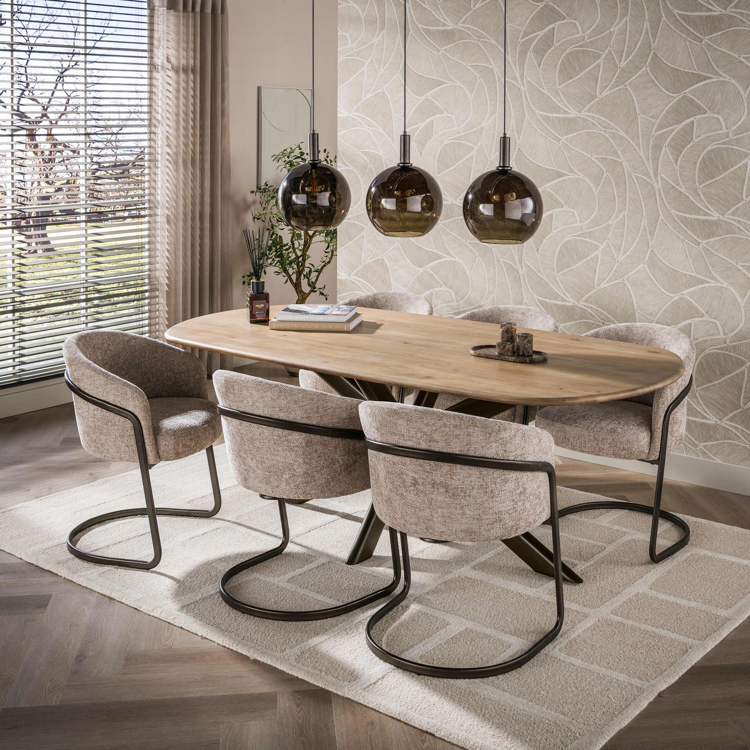 Eettafel Cliff ovale buis 180cm / Massief mango zand - Zijlstra