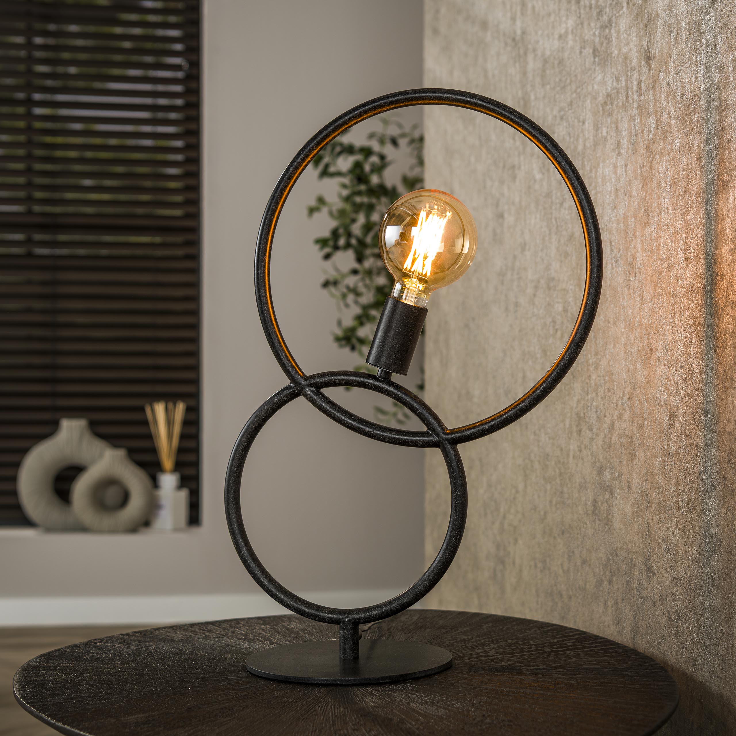 Tischleuchte Loop 1-flammig in Artic Schwarz - Emmo Design