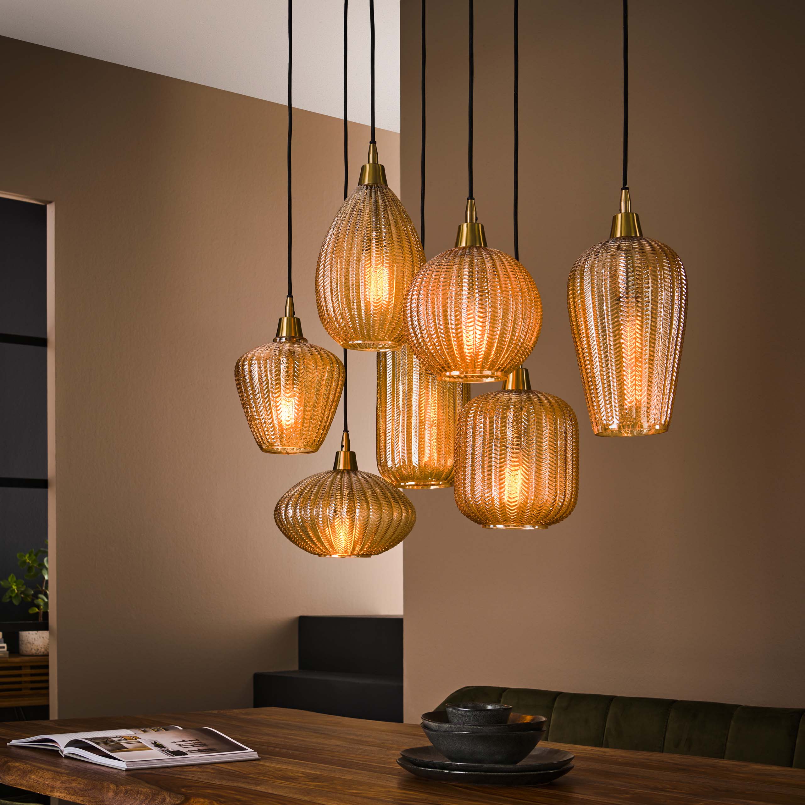 Hanglamp V-Shape 4+3-lichts / Amber glas - Zijlstra