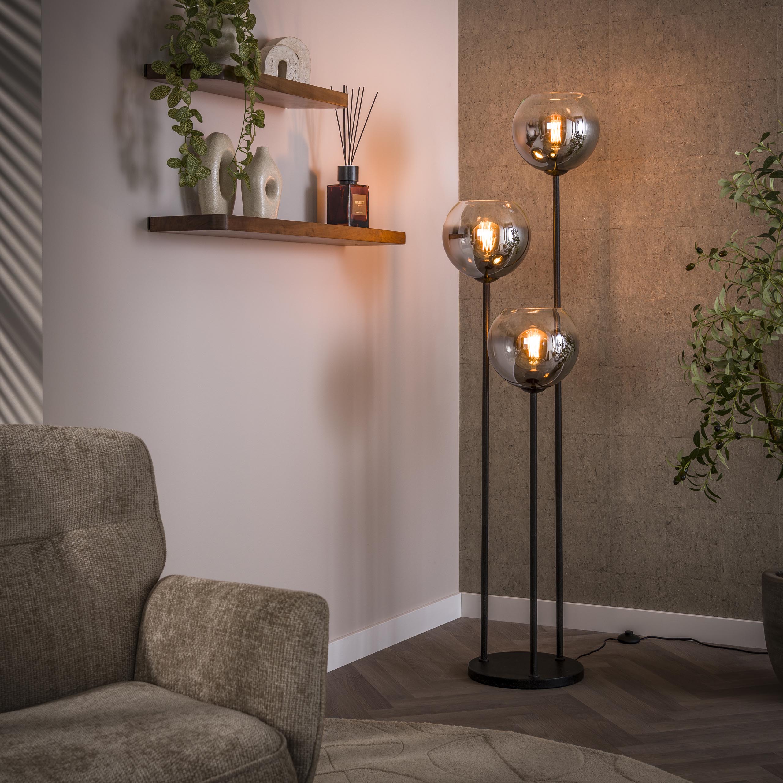 Floor Lamp Bubble Shaded 3-light / Artic black - Zijlstra