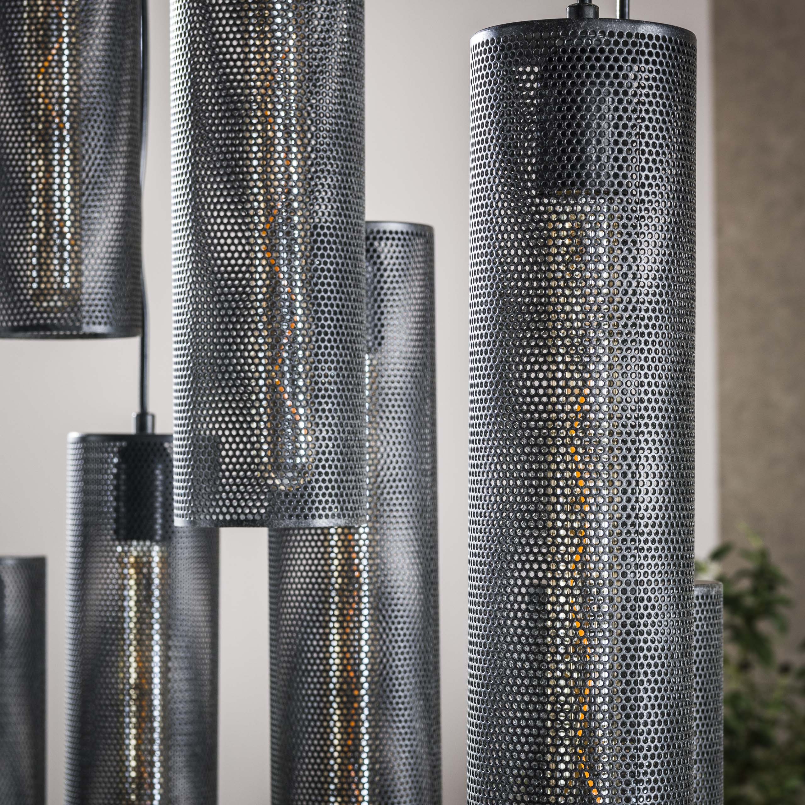 Pendelleuchte Tube Mesh 5+4-flammig in Artic Schwarz - Emmo Design