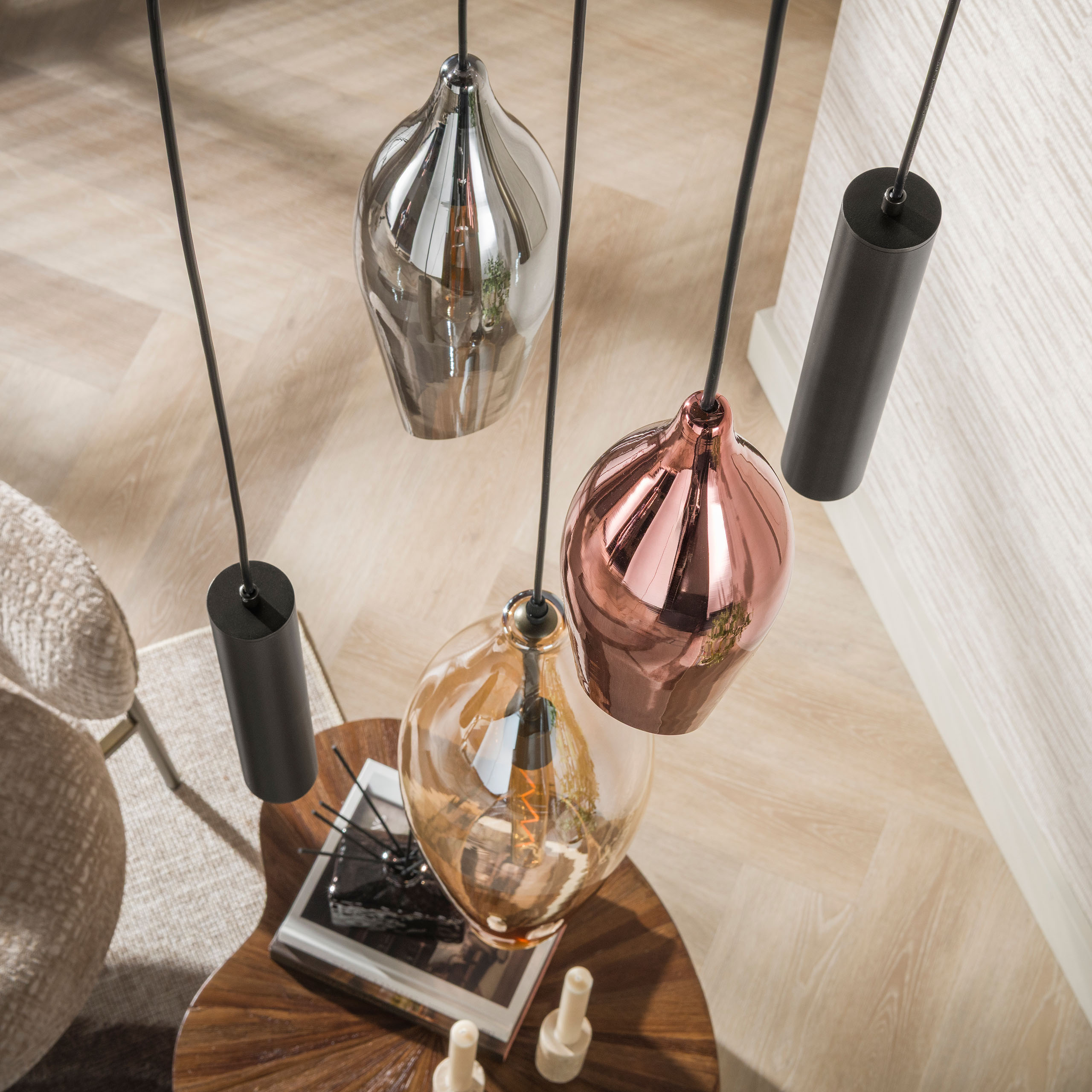 Hanglamp Cocoon pendel getrapt 5-lichts in zwart - Emmo Design