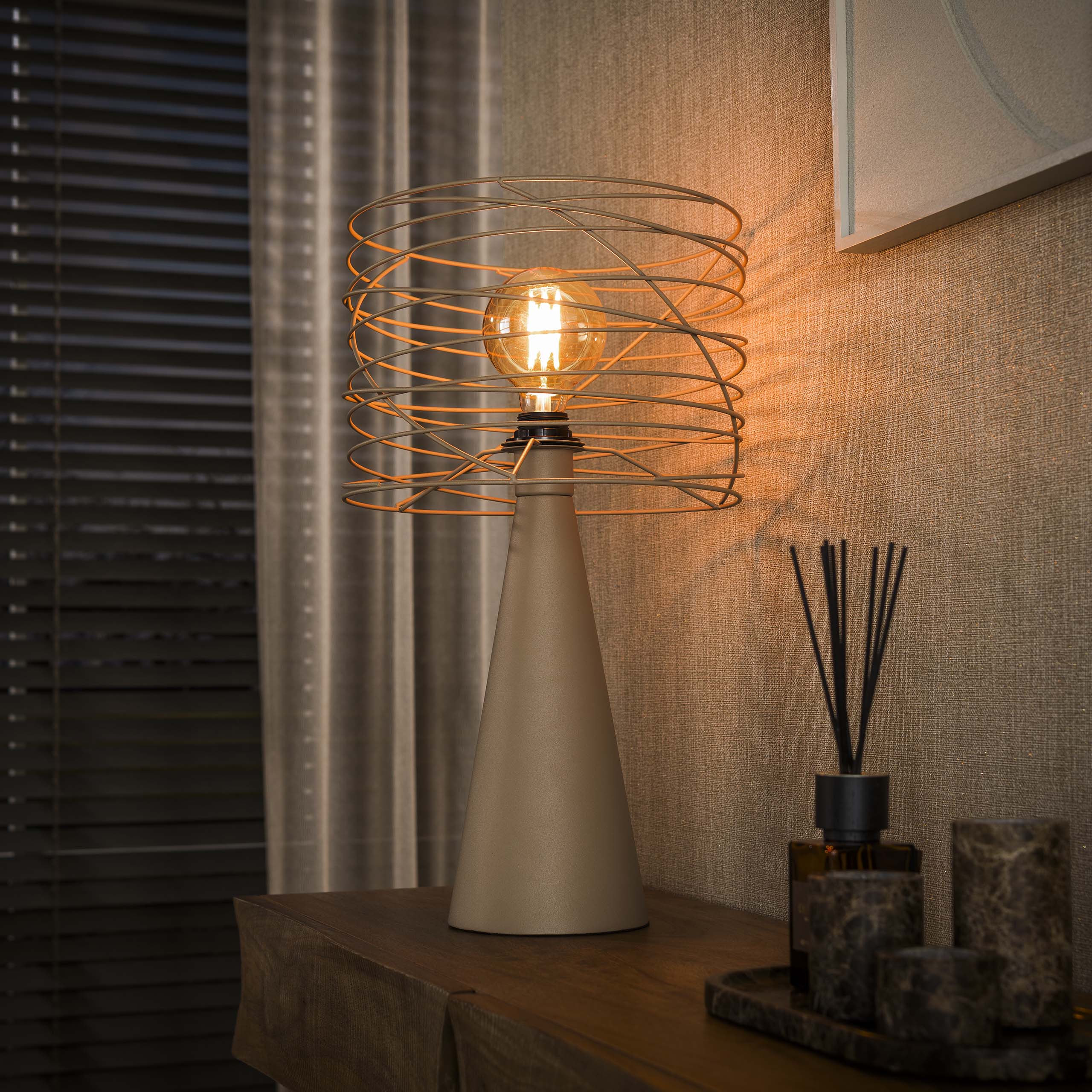 Tischleuchte Curl 1-flammig / Beige - Zijlstra