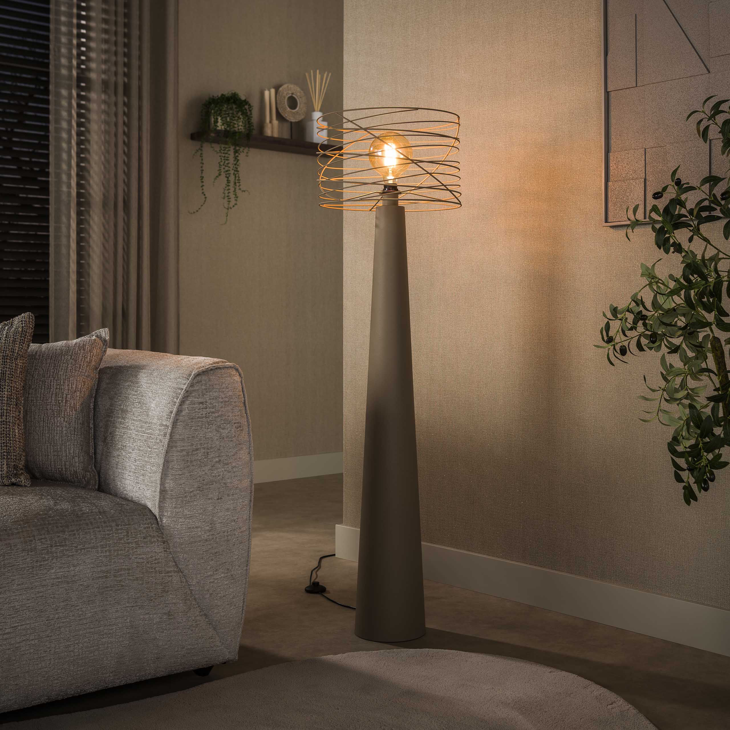 Stehleuchte Curl 1-flammig / Beige - Zijlstra