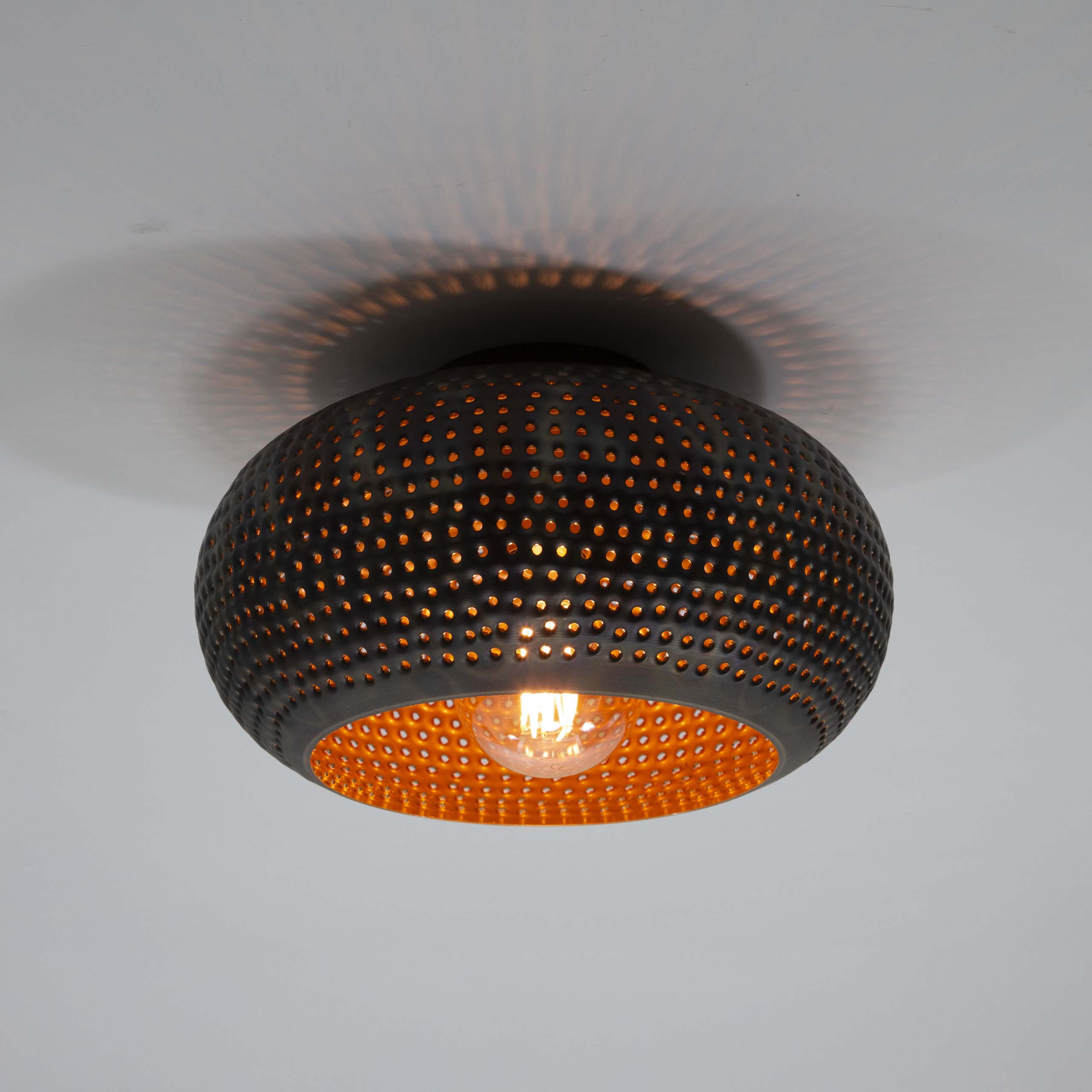 Deckenleuchte Punch 1-flammig Ø35cm / Schwarz Braun - Zijlstra