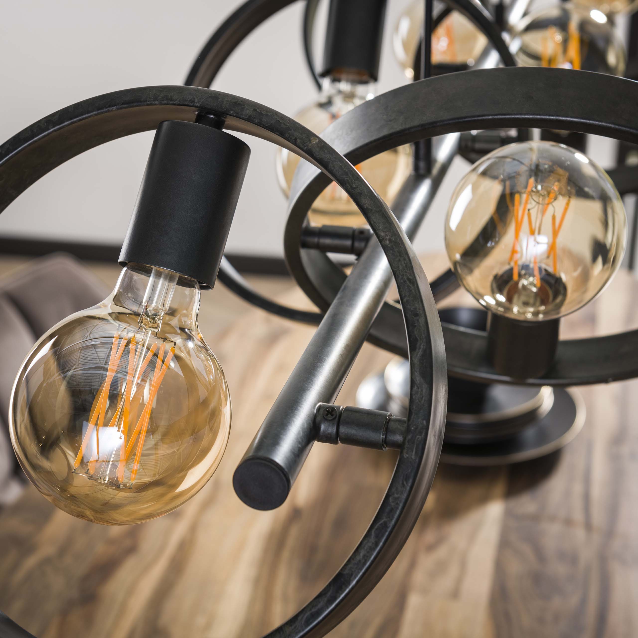 Pendelleuchte Hover 6-flammig in Charcoal - Emmo Design